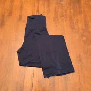 Navy yoga pants